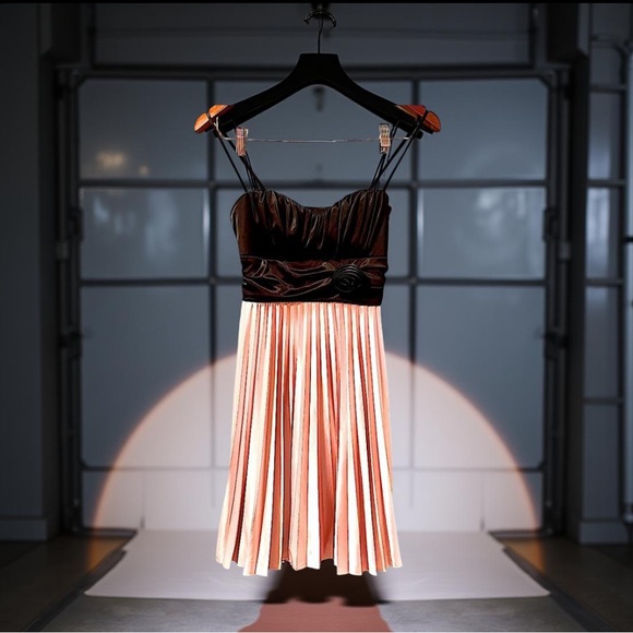 Speechless Spaghetti strap black and pastel pink satin pleated Small - Picture 2 of 12